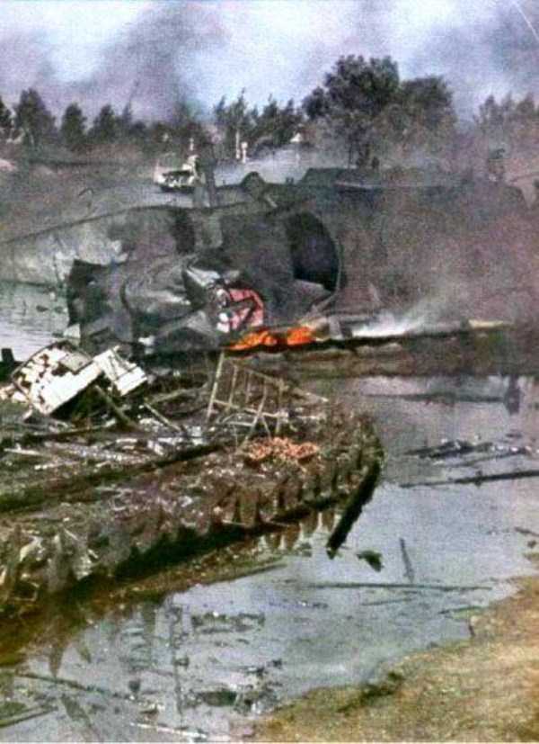 World War II Color Photographs (34 photos)