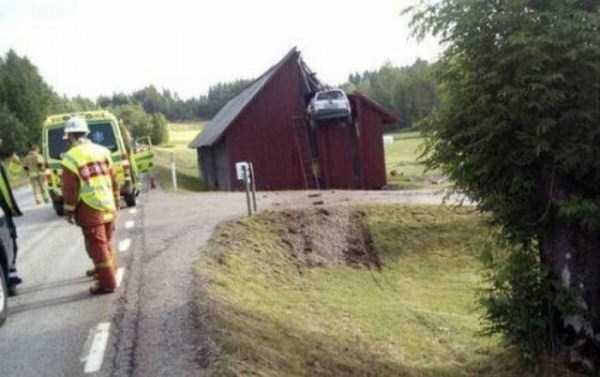 Bizarre Accidents That Are Hard To Explain (25 photos)
