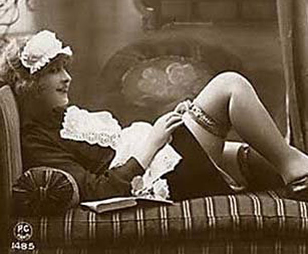 Erotic Postcards From The 1920s (25 photos)