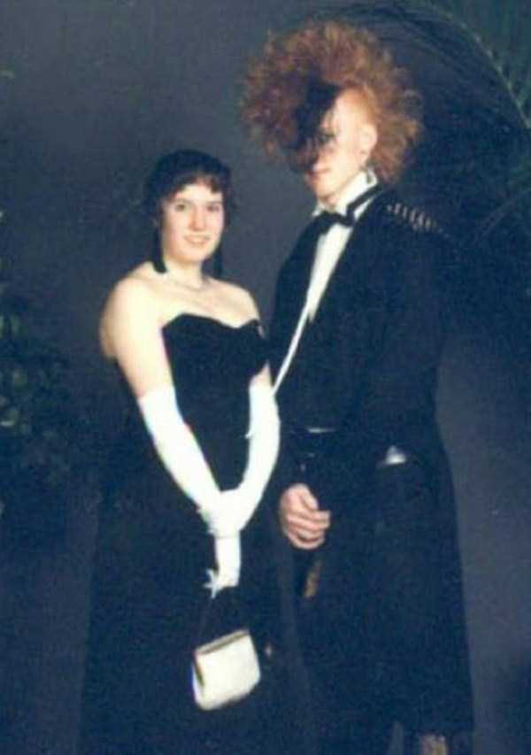 Terribly Bad Prom Photos (50 photos)