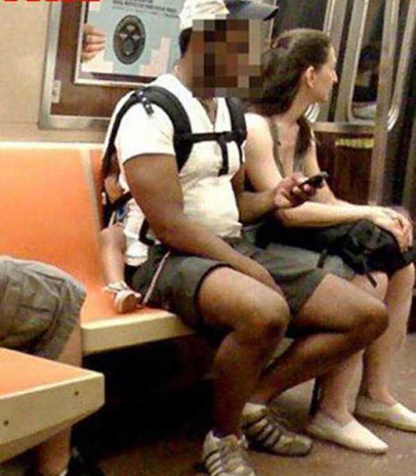 Dads Who Dont Take Parenthood Seriously (60 photos)