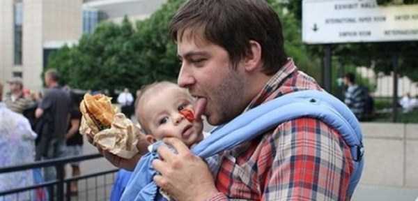 Dads Who Don’t Take Parenthood Seriously (60 photos)