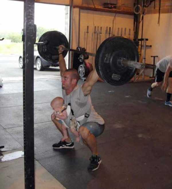Dads Who Dont Take Parenthood Seriously (60 photos)