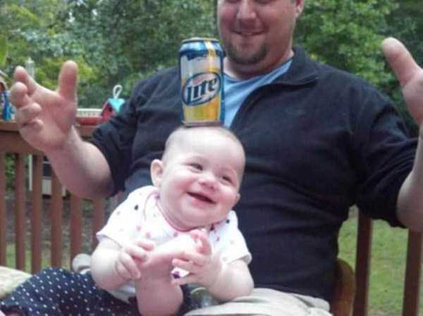 Dads Who Dont Take Parenthood Seriously (60 photos)