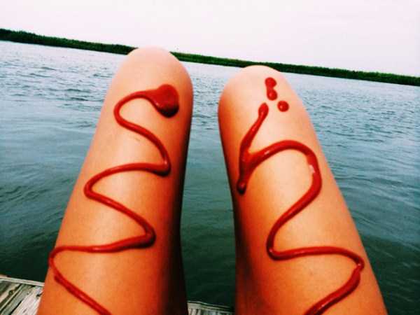 Hot Dogs or Womens Legs? (30 photos)