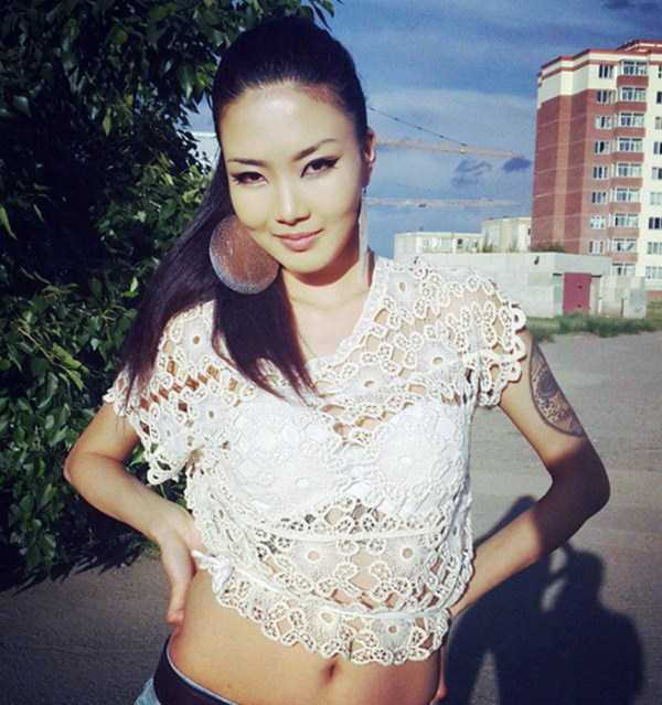 Lovely Mongolian Girls From Social Networks (50 photos)
