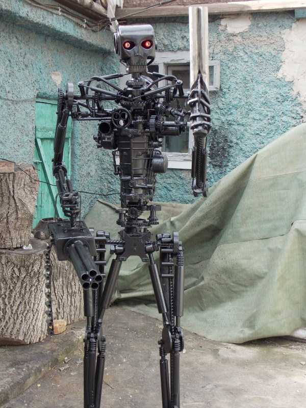 Terminator T 800 Endoskeleton Made From Scrap Metal (17 photos)