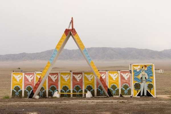 Surreal Bus Stops Of The Soviet Era (47 photos)