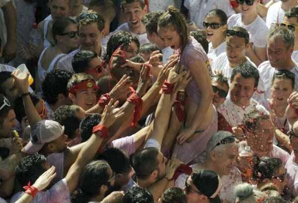 A Little Fun for Adults – Part 17 (62 photos)