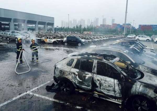 Tianjin explosion 14 Eerie Pictures Show the Aftermath of Tianjin Explosions (41 photos)