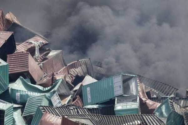 Tianjin explosion 6 Eerie Pictures Show the Aftermath of Tianjin Explosions (41 photos)