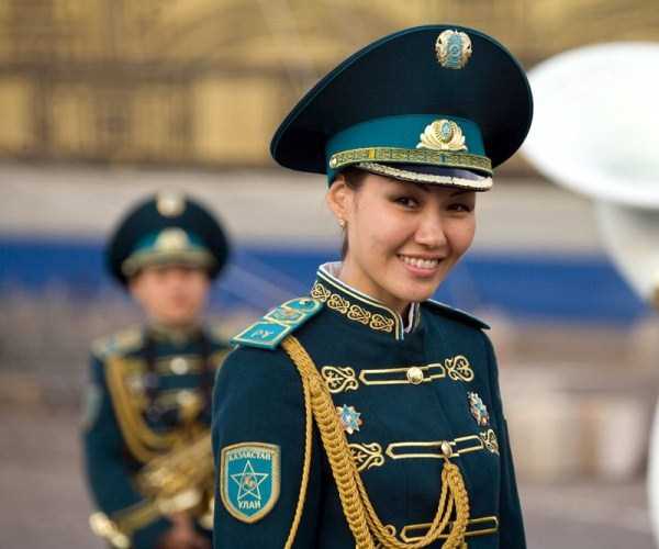 Brave Girls of Kazakhstans Armed Forces (33 photos)