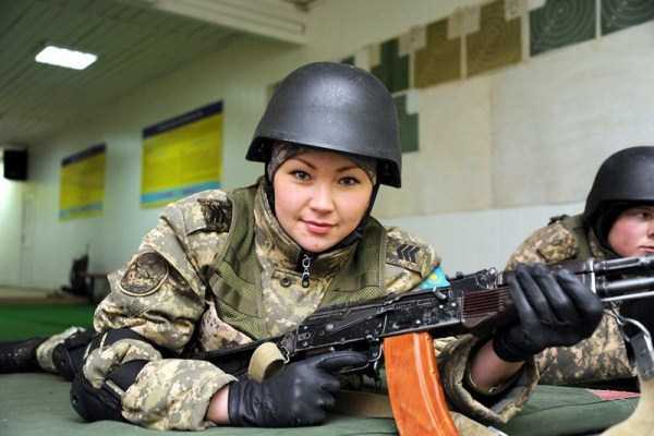 Brave Girls of Kazakhstans Armed Forces (33 photos)