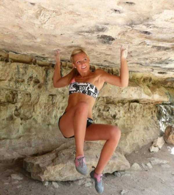 hot sexy rock climbing girls 30