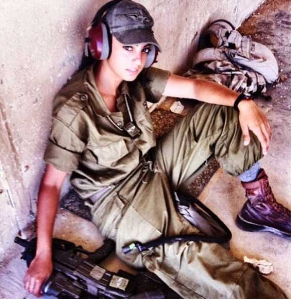 israel army girls 24