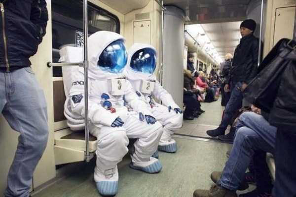 weird subway fashion 29