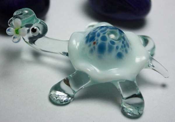 Miniature Handmade Glass Sculptures by Nikita Drachuk (33 photos)