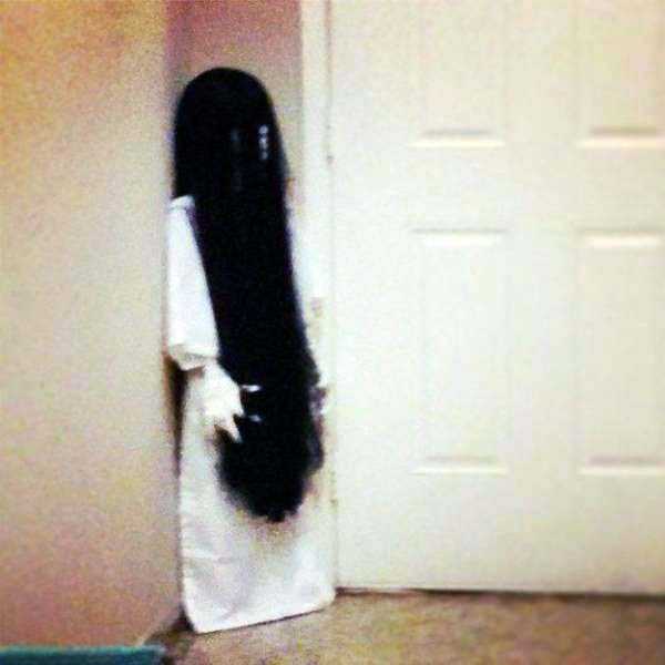 Halloween Decorations That Might Freak You Out (13 photos)