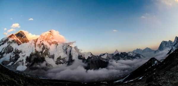 Pictures of Magnificent Mount Everest (31 photos)