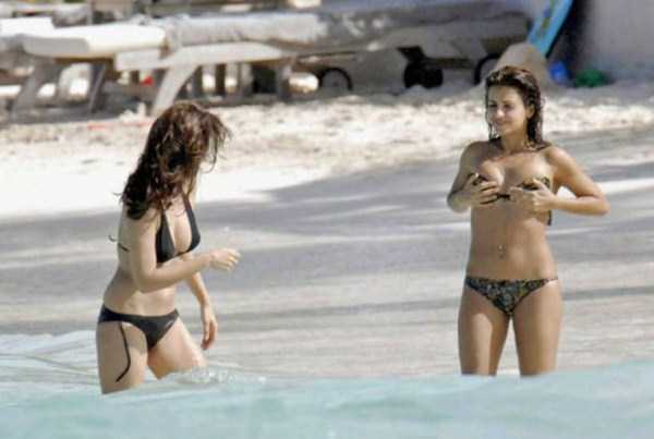 Penelope Cruz Has a Sister and Shes Damn Hot (23 photos)