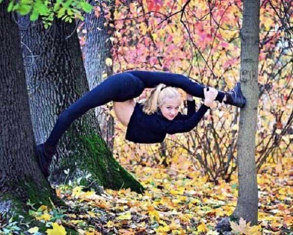 extremely flexible people 32