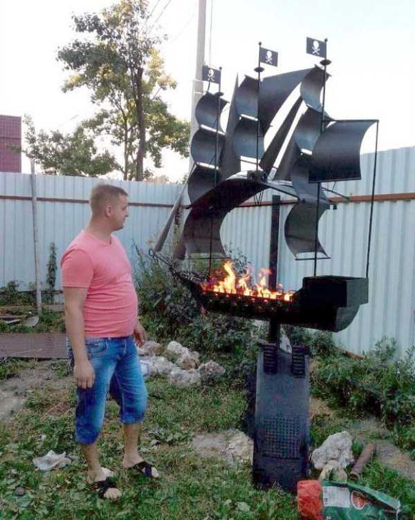 20 Awesomely Unusual BBQ Grills (20 photos)