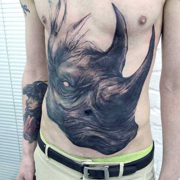 32 Scarily Realistic Tattoos (32 photos)