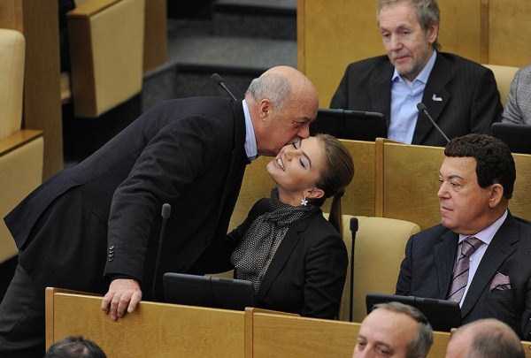 politicians having fun russian parliament 18