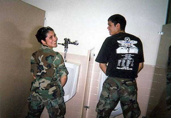 Soldiers Deserve to Have Some Fun Too (50 photos)
