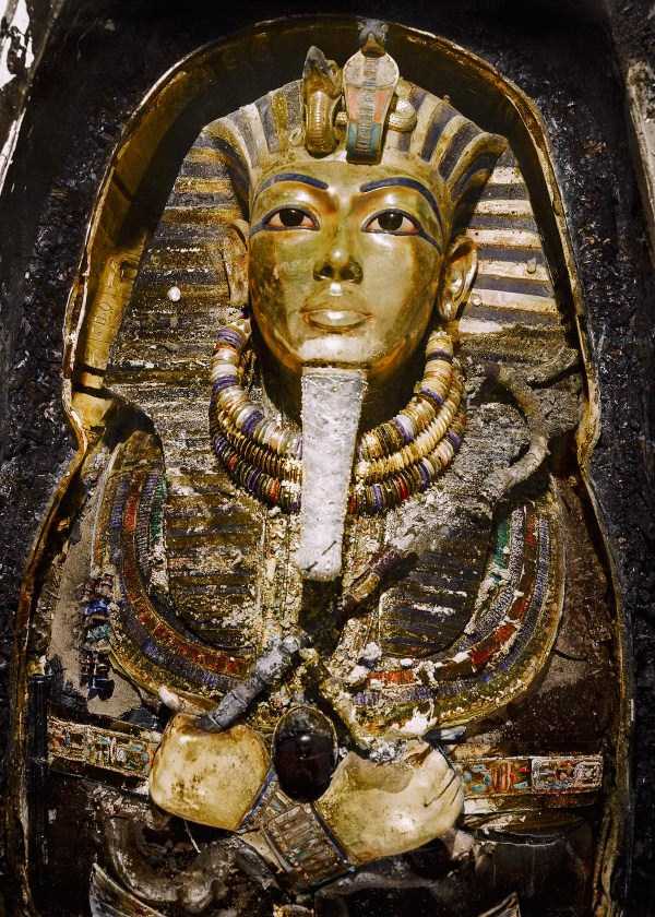 Fantastic Color Pictures of Tutankhamuns Tomb (21 photos)