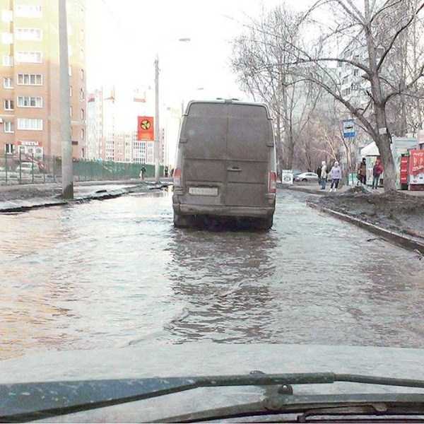 Roads in the City of Omsk are in Poor Condition (21 photos)