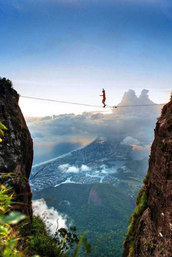These Extreme Photos Will Make Your Heart Beat Faster (35 photos)