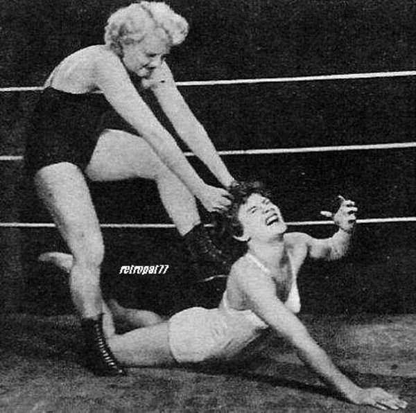 vintage-women-s-wrestling-photos-klyker-com