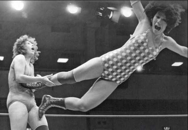 retro women wrestling pictures 23