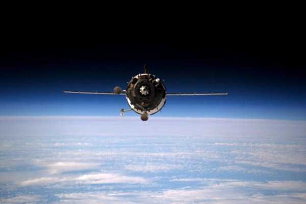Stunning Photos Taken from the ISS (42 photos)