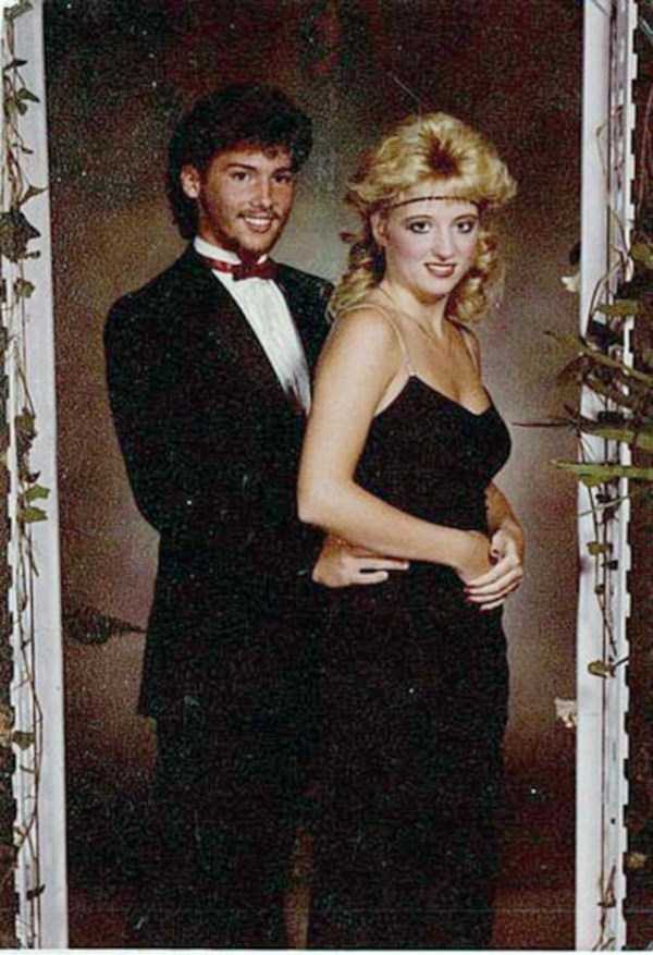 Cringeworthy Retro Prom Photos (50 photos)