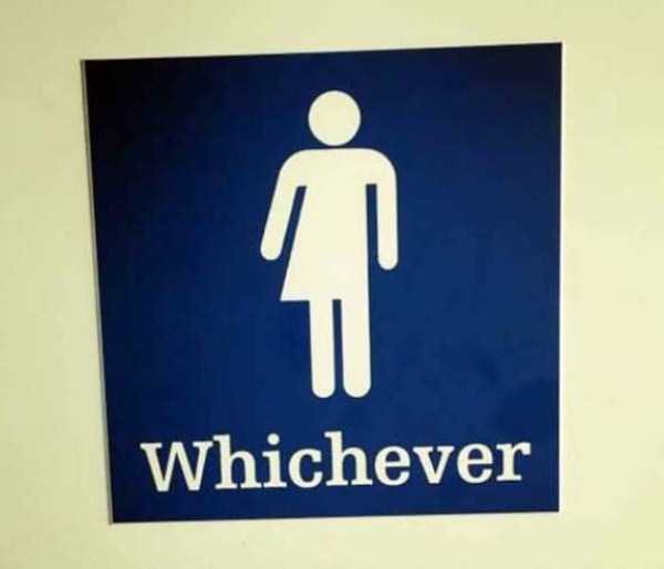25 Hilarious And Eye Catching Toilet Signs (25 photos)