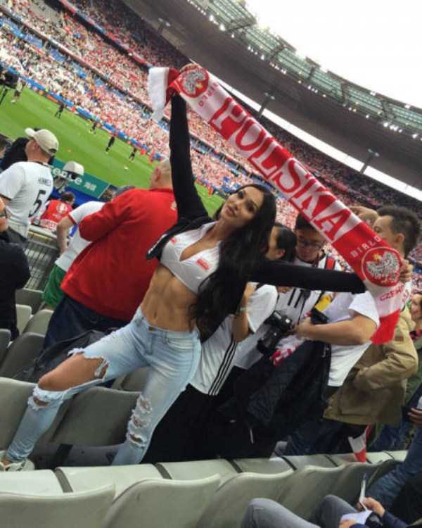 hot euro 2016 female fans 17