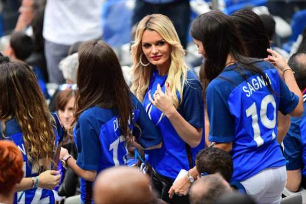 Hot Girls at EURO 2016 (45 photos)