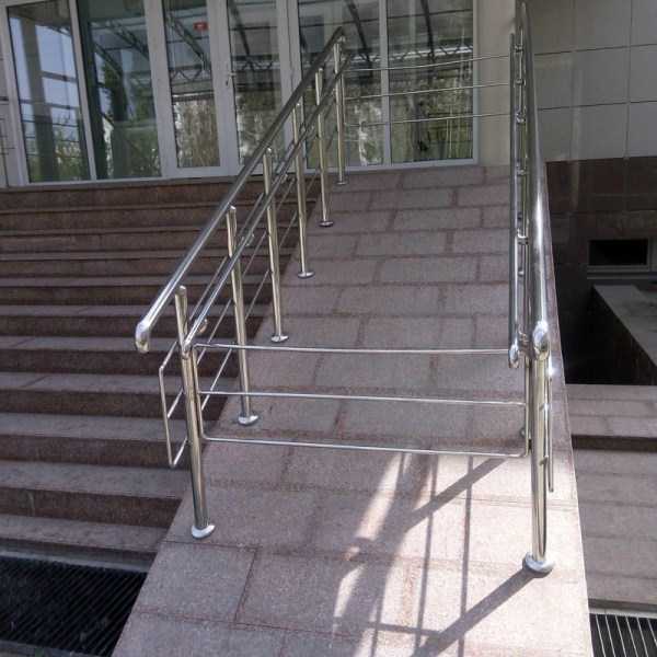 Ridiculous Obstacles That Put Wheelchair Users to the Test (49 photos)