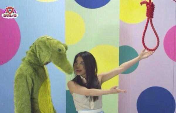 Okay, Explain This (43 photos)