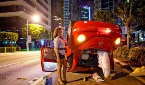 Women Behind the Wheel (25 photos)