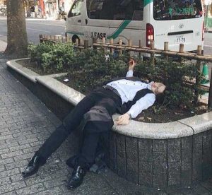 Outrageously Drunk Japanese KLYKER.COM