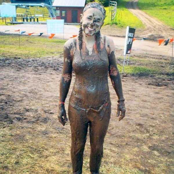 Dirty Girls, Literally (71 photos)