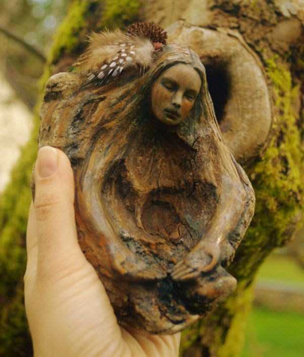 Hauntingly Beautiful Driftwood Sculptures By Debra Bernier (30 photos)