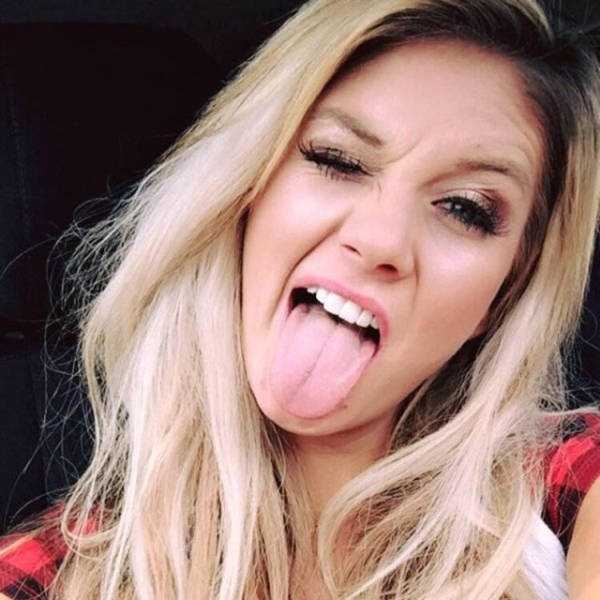 There is Something Special About Goofy Girls (41 photos)