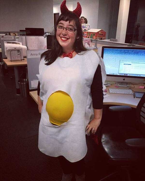 halloween costumes for pregnant women 14