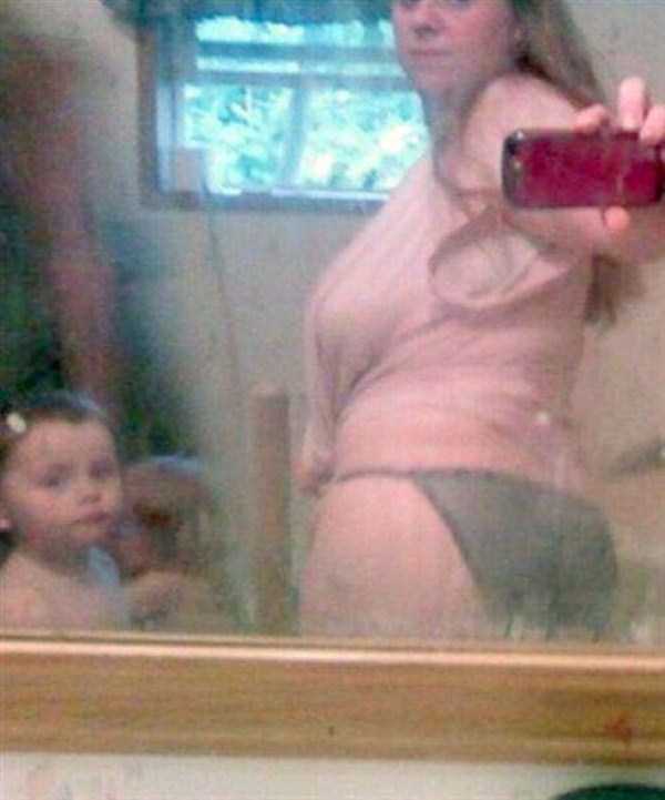 28 Shameless Mothers Who Dont Deserve to Have Kids (28 photos)