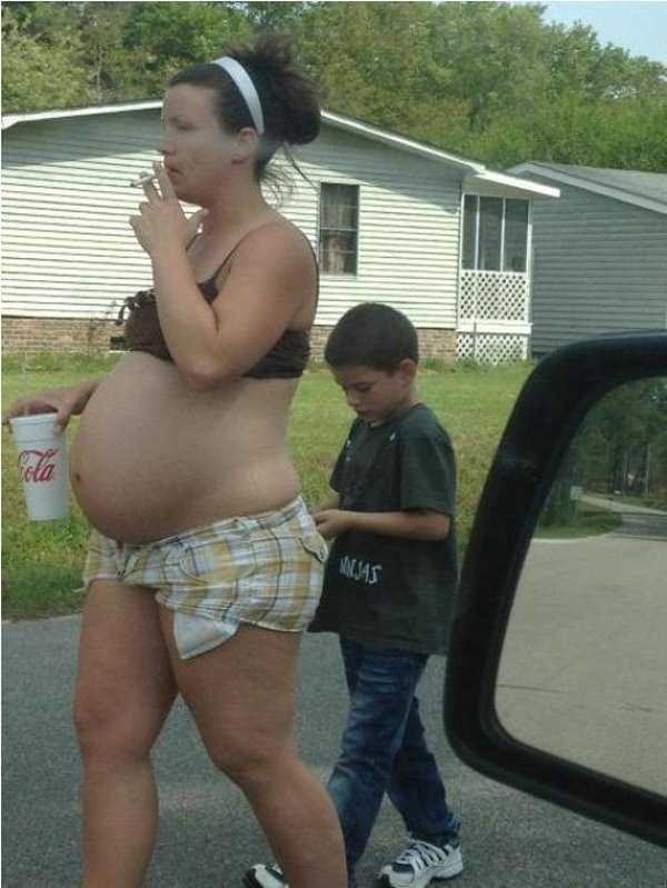 28 Shameless Mothers Who Dont Deserve to Have Kids (28 photos)