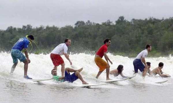 Men Fooling Around (60 photos)